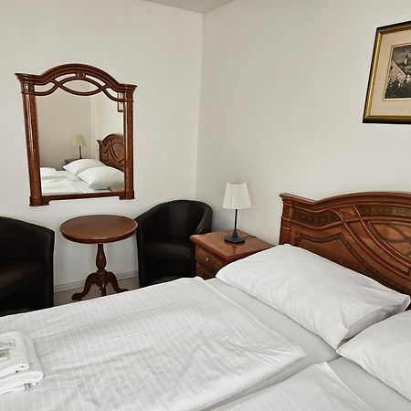 Hotel Union Louny Eksteriør bilde